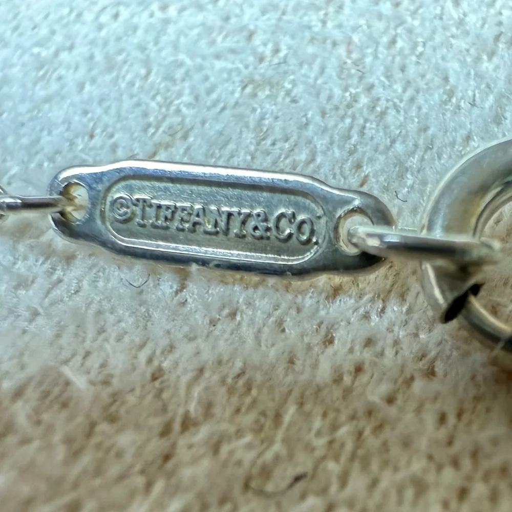 Tiffany 1837 Interlocking Circle Necklace - Picture 4 of 5